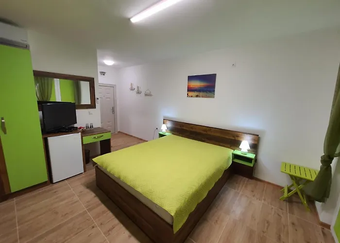 Neptun-green Πριμόρσκο